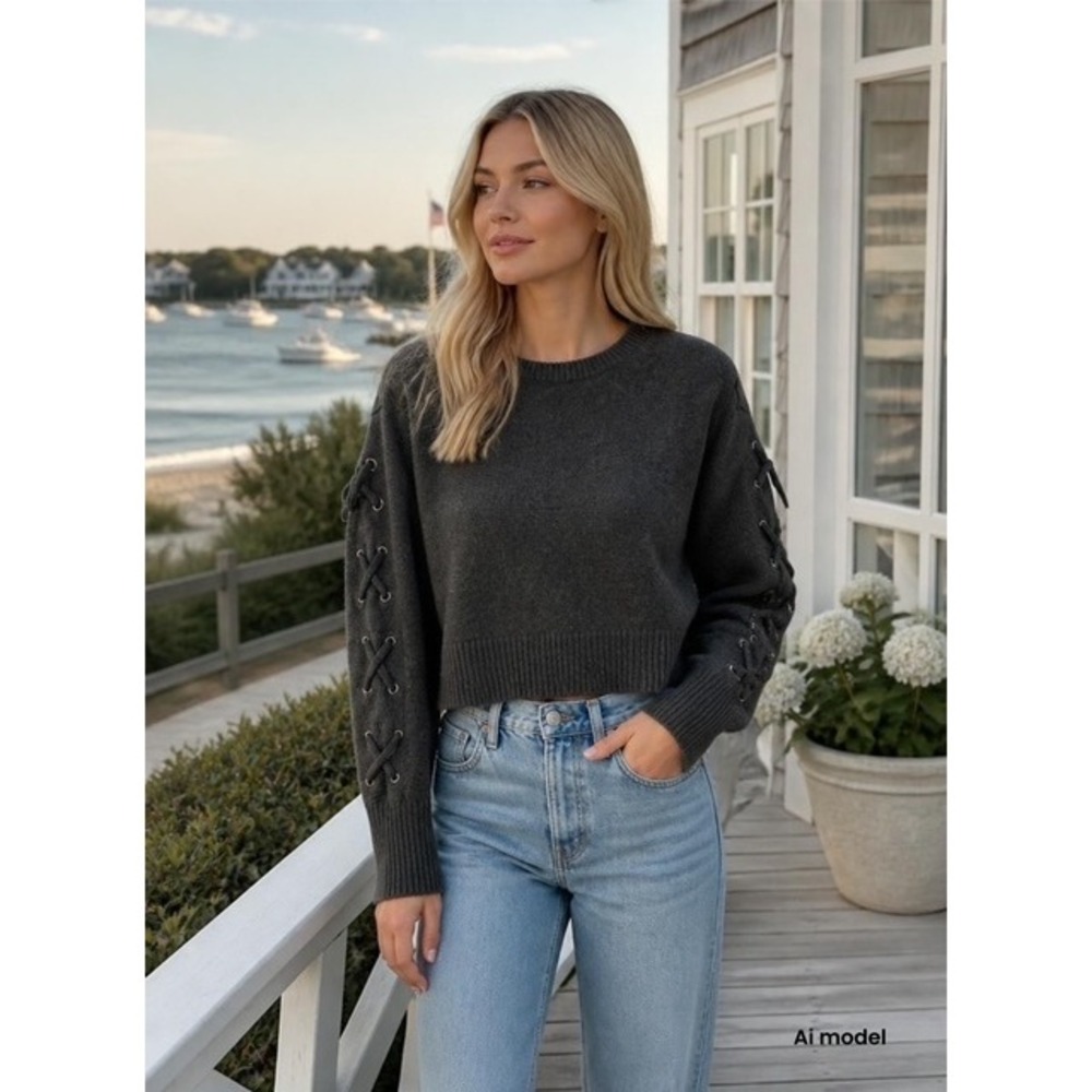 Garage Gray Pullover Sweater‎ Women's Size SP Long Sleeve Knit Crew Neck